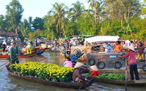 Cai Be Floating Market